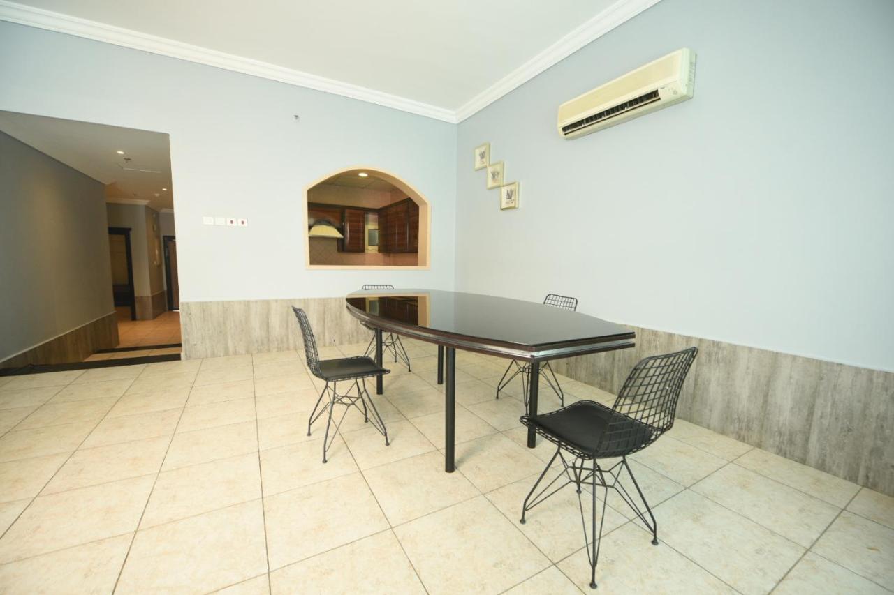 Hotel & Resort Golden Marina Янбу Экстерьер фото