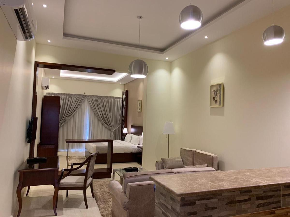 Hotel & Resort Golden Marina Янбу Экстерьер фото